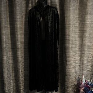 Elegant Black Velvet Hoodies Cape
